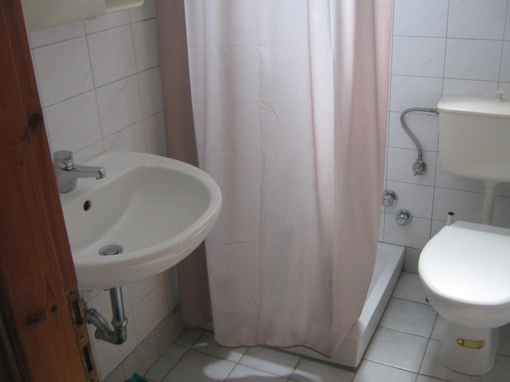 Friderica House Hotell Poros  Rom bilde