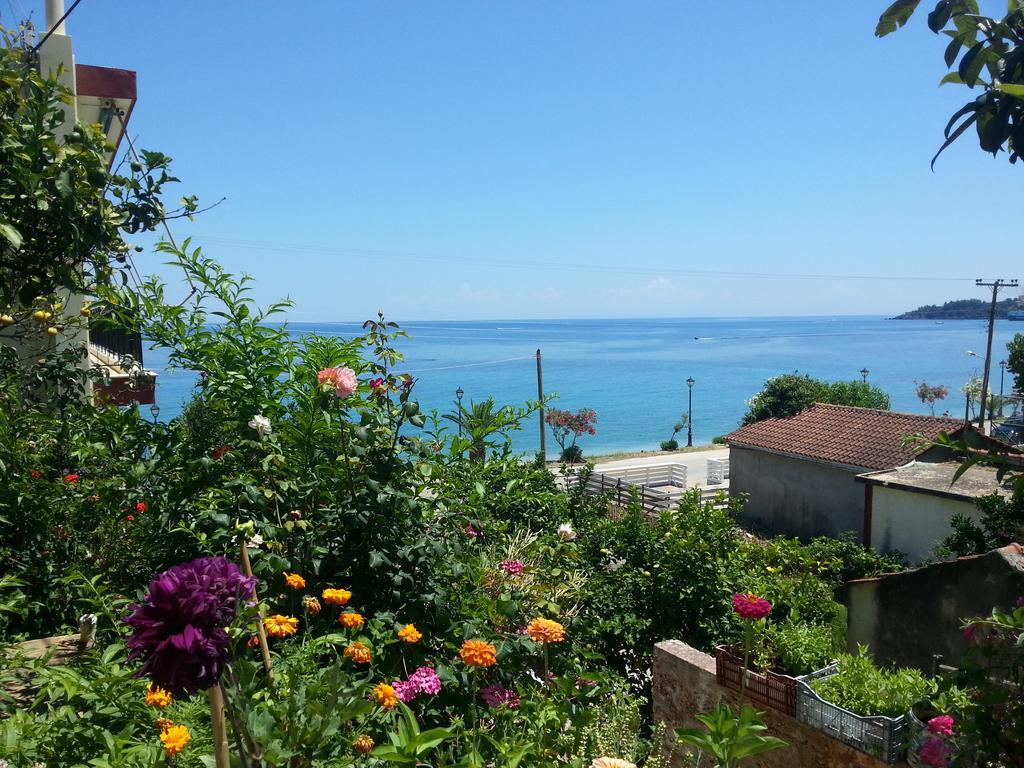 Friderica House Hotell Poros  Eksteriør bilde